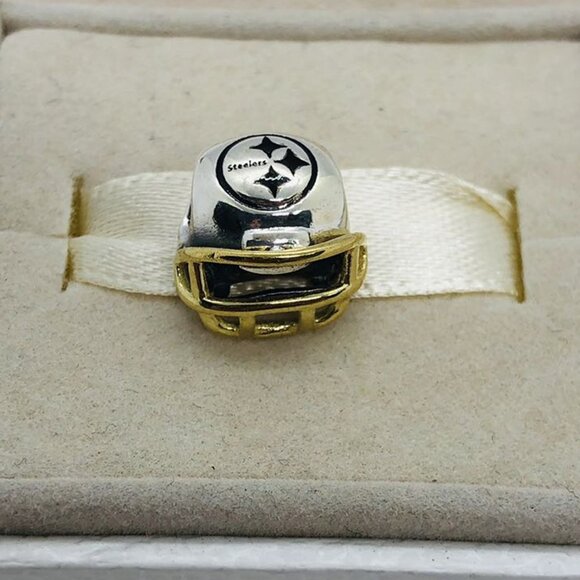 🧜🏾♀️🎀Pandora NFL Pittsburgh Steelers Football Helmet Charm - Picture 6 of 9